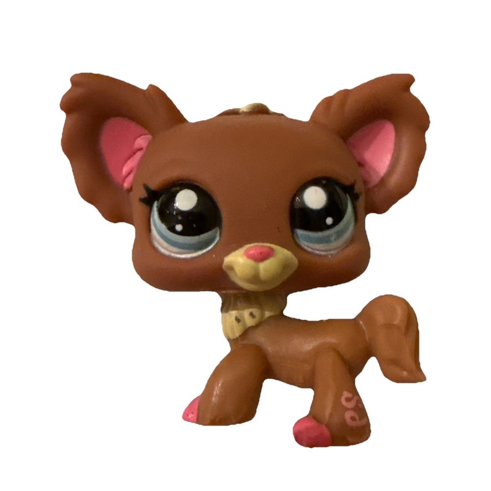 Littlest Pet Shop LPS #1623 Brown Chihuahua Dog Blue Eyes Pink Accents Hasbro